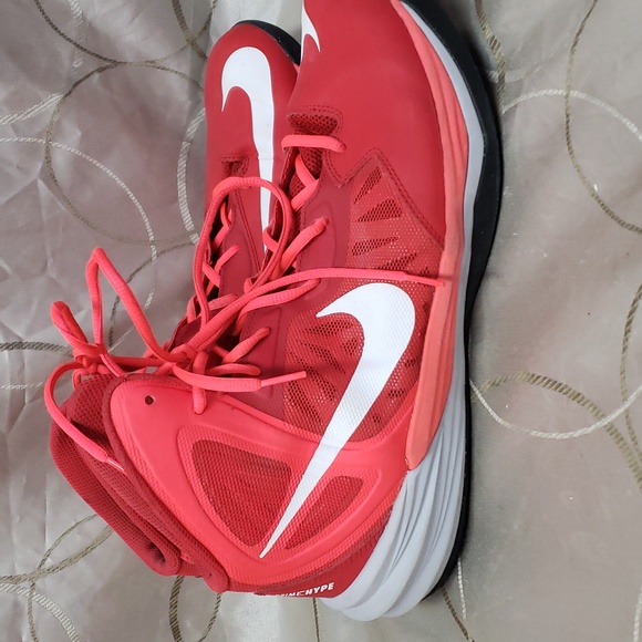 Nike Other - Men's Nike size 13 basketball high tops Red and White